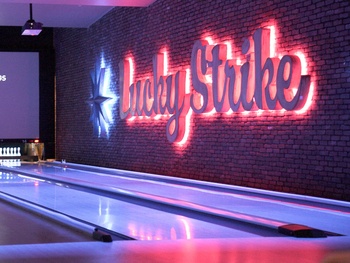 Lucky+strike+bowling+logo